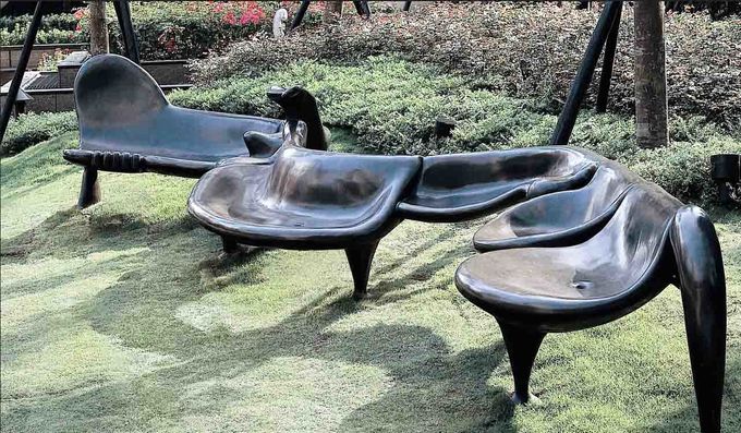 Style d'art de pelouse poli par miroir contemporain en métal de sculpture en acier inoxydable 0